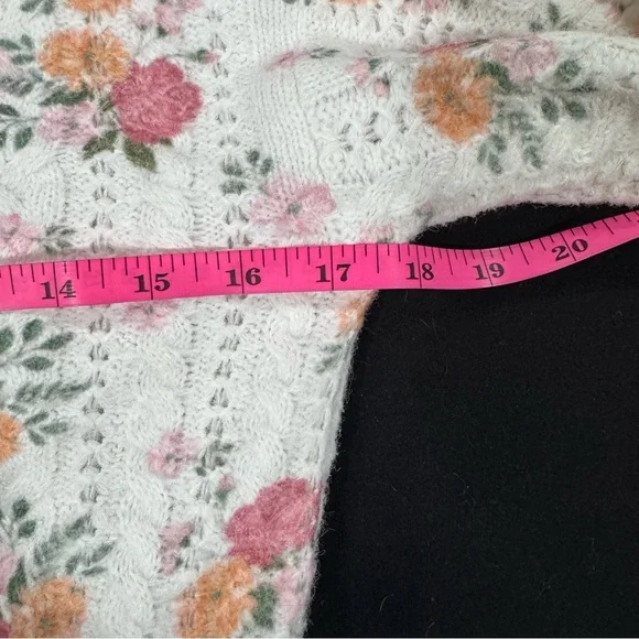 Storia Pink Floral Cardigan Sweater - Picture 9 of 10